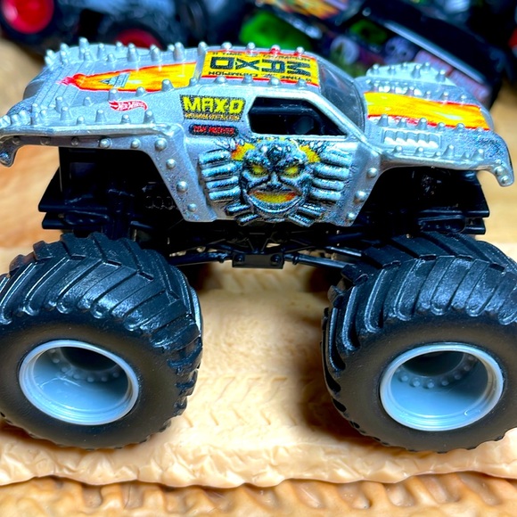 Max D - Picture 3 of 3